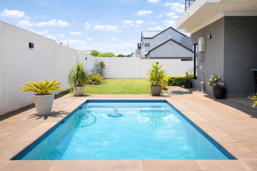 3 Bedroom Property for Sale in Melodie North West